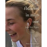 Je fluistert in mijn oor