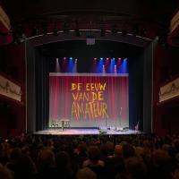 De liedjes uit het Feest van De Eeuw, of How Musicals Work