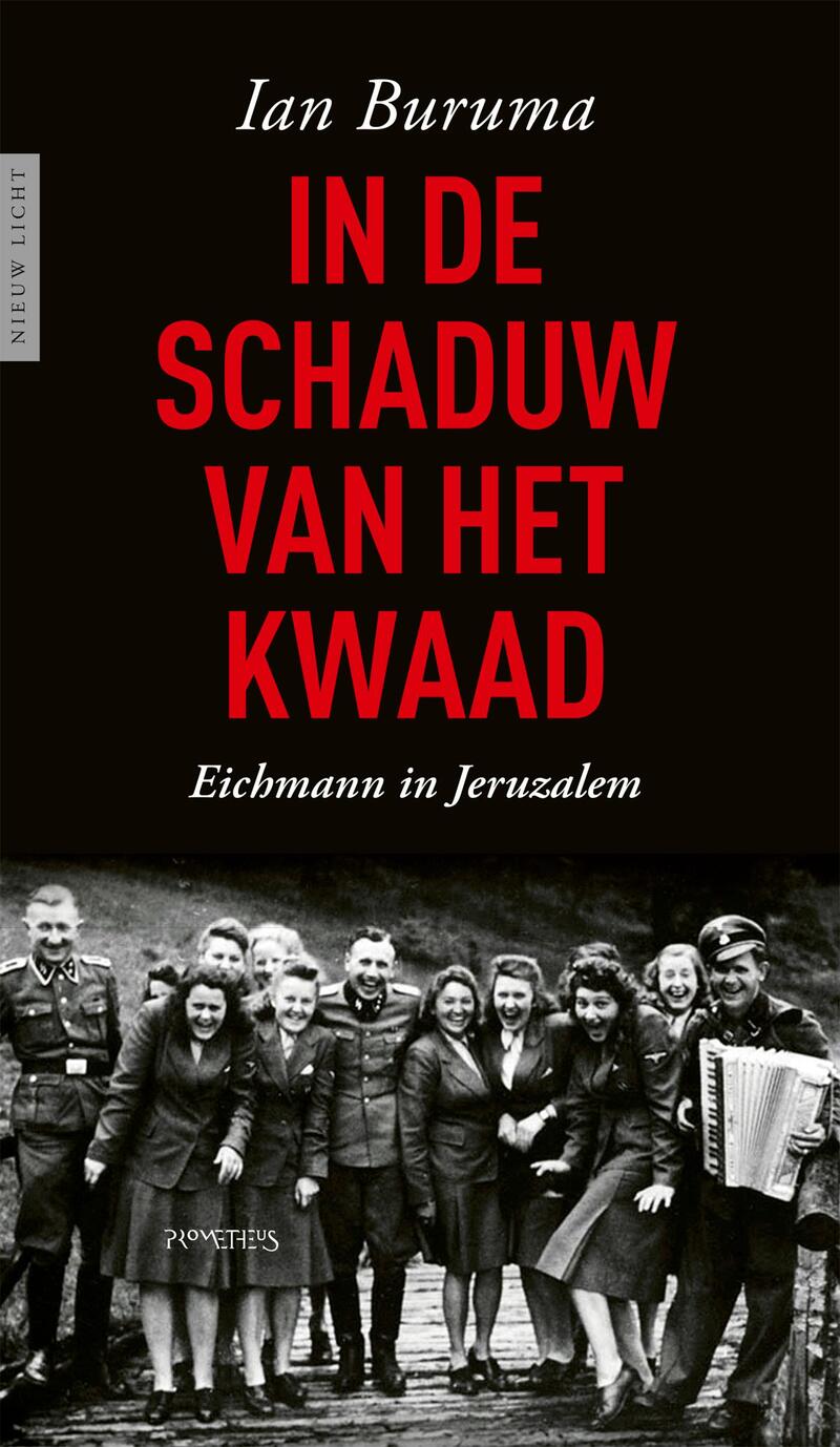 In de schaduw van het kwaad