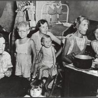 Ooggetuigen: 1945, het jaar dat de Japanse kampen werden bevrijd